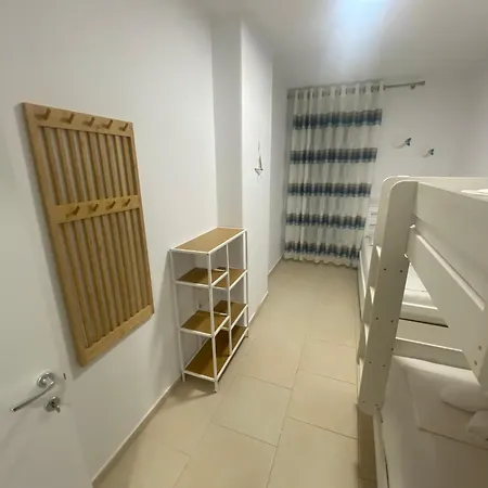 Merville 3 Apartment *